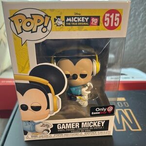 Gamer Mickey Vinyl Figure